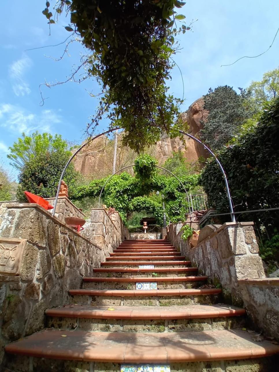 Casa Serafina Trilocale Con Arredi D'Arte E Parcheggio Privato ออร์เวียโต ภายนอก รูปภาพ