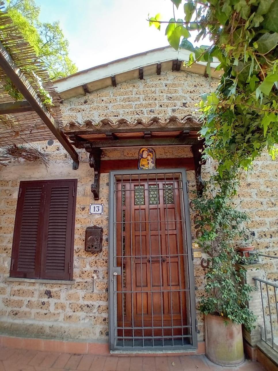 Casa Serafina Trilocale Con Arredi D'Arte E Parcheggio Privato ออร์เวียโต ภายนอก รูปภาพ