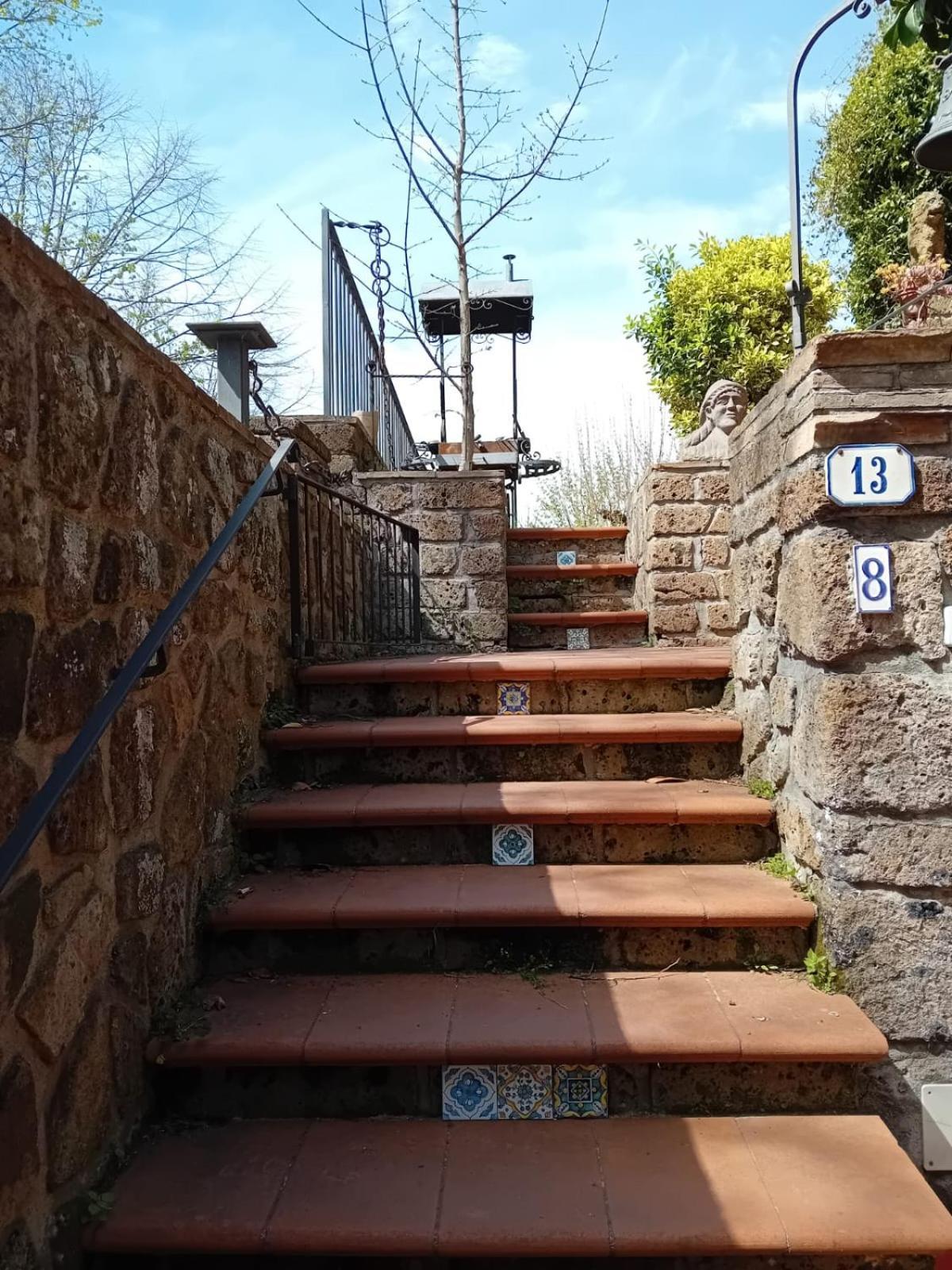 Casa Serafina Trilocale Con Arredi D'Arte E Parcheggio Privato ออร์เวียโต ภายนอก รูปภาพ